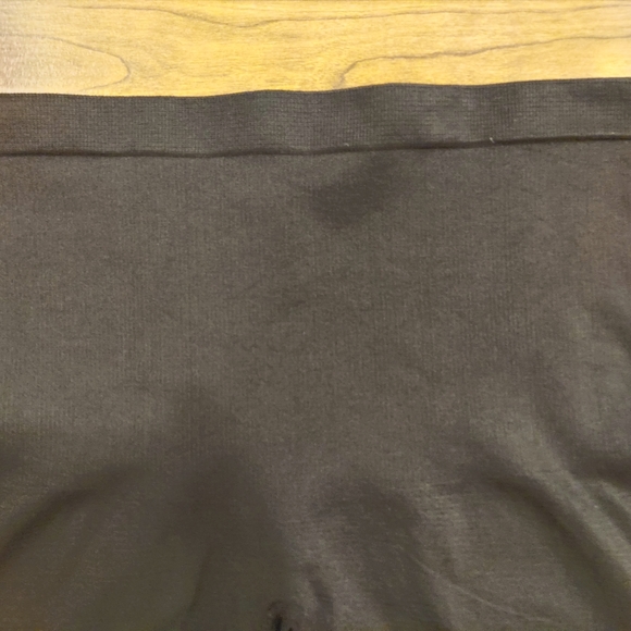 NWOT- AWESOME SKINNY GIRL BLACK SMOOTHERS & SHAPERS BOY SHORTS - Picture 3 of 10